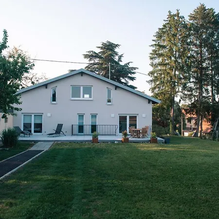 Holiday home La Maison Du Cedre *